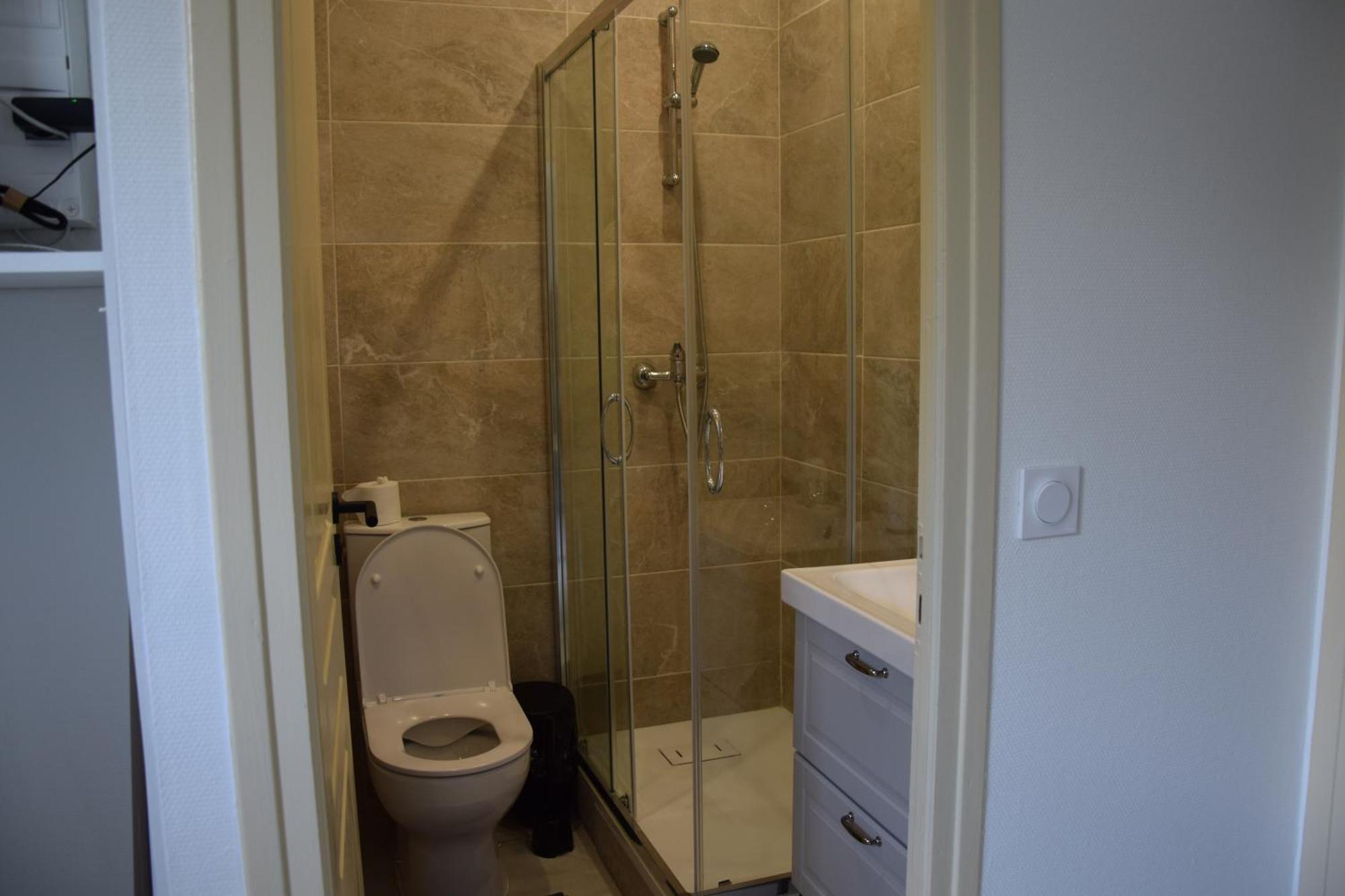 Elegant T2 A Bron, Tramway A 2Min, Box Parking, 4Personnes Διαμέρισμα Εξωτερικό φωτογραφία